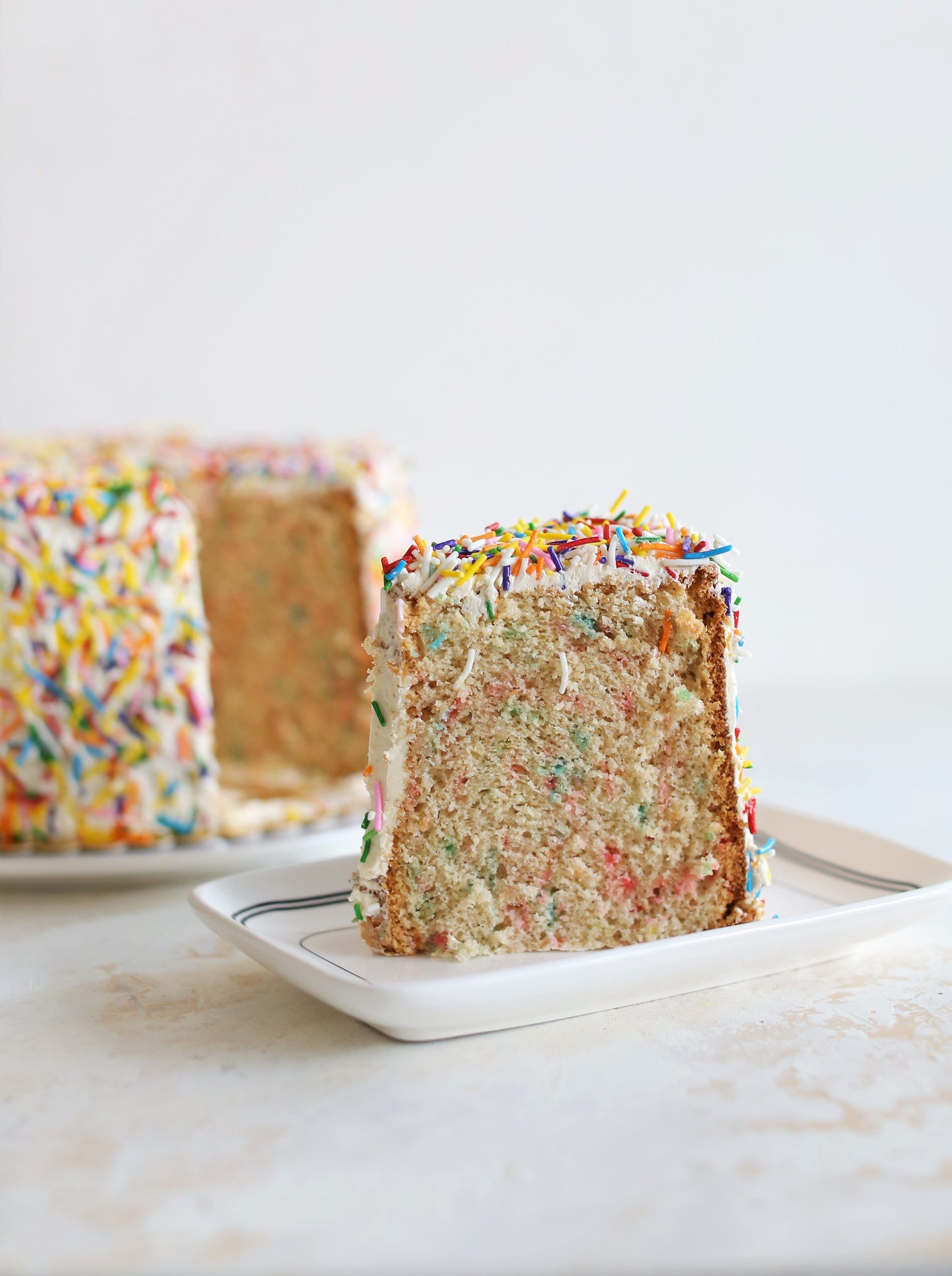 8" Let's Go Party Confetti Chiffon, Vanilla Crème, Rainbow Sprinkles