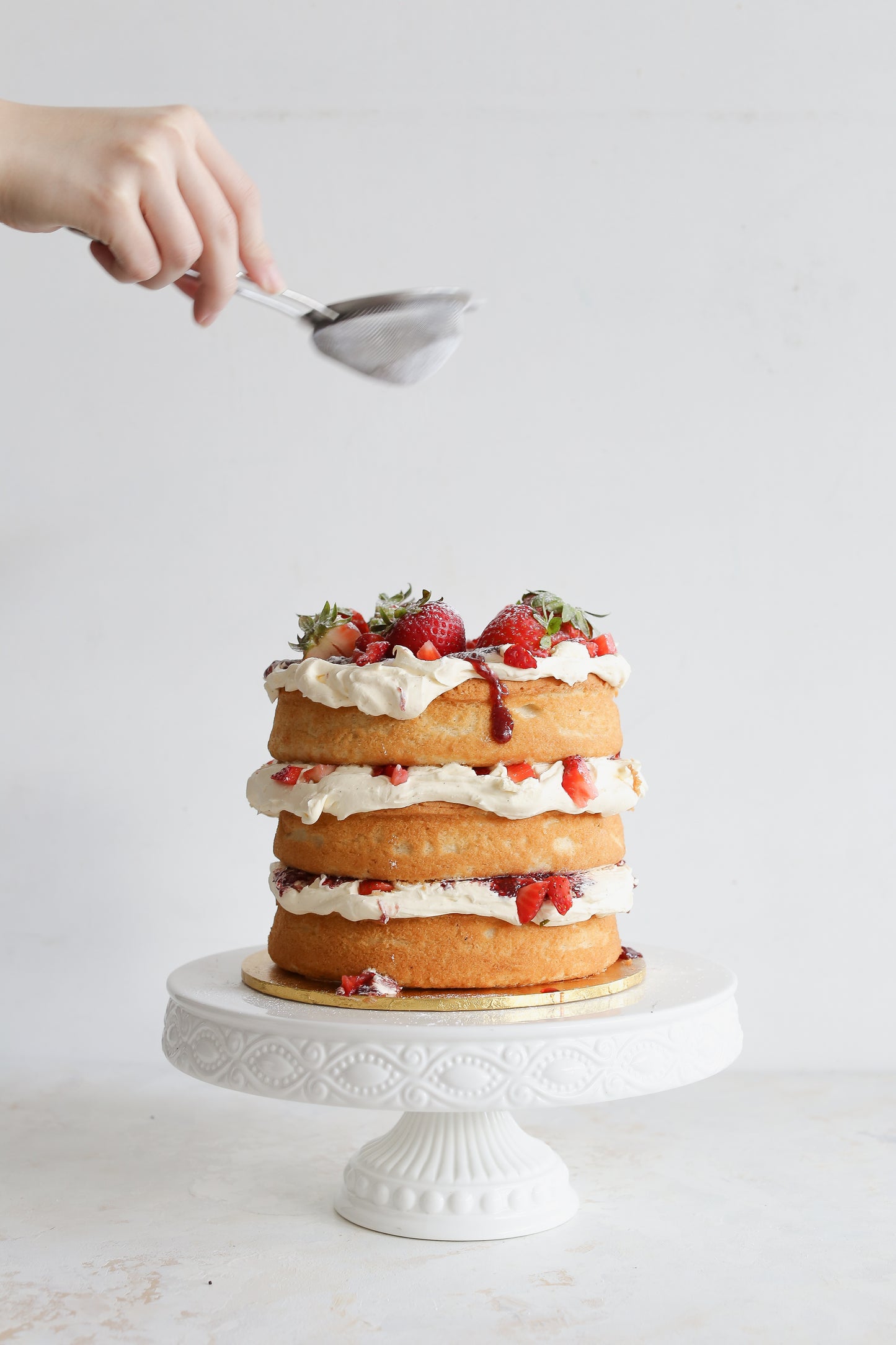 Strawberry sponge cake